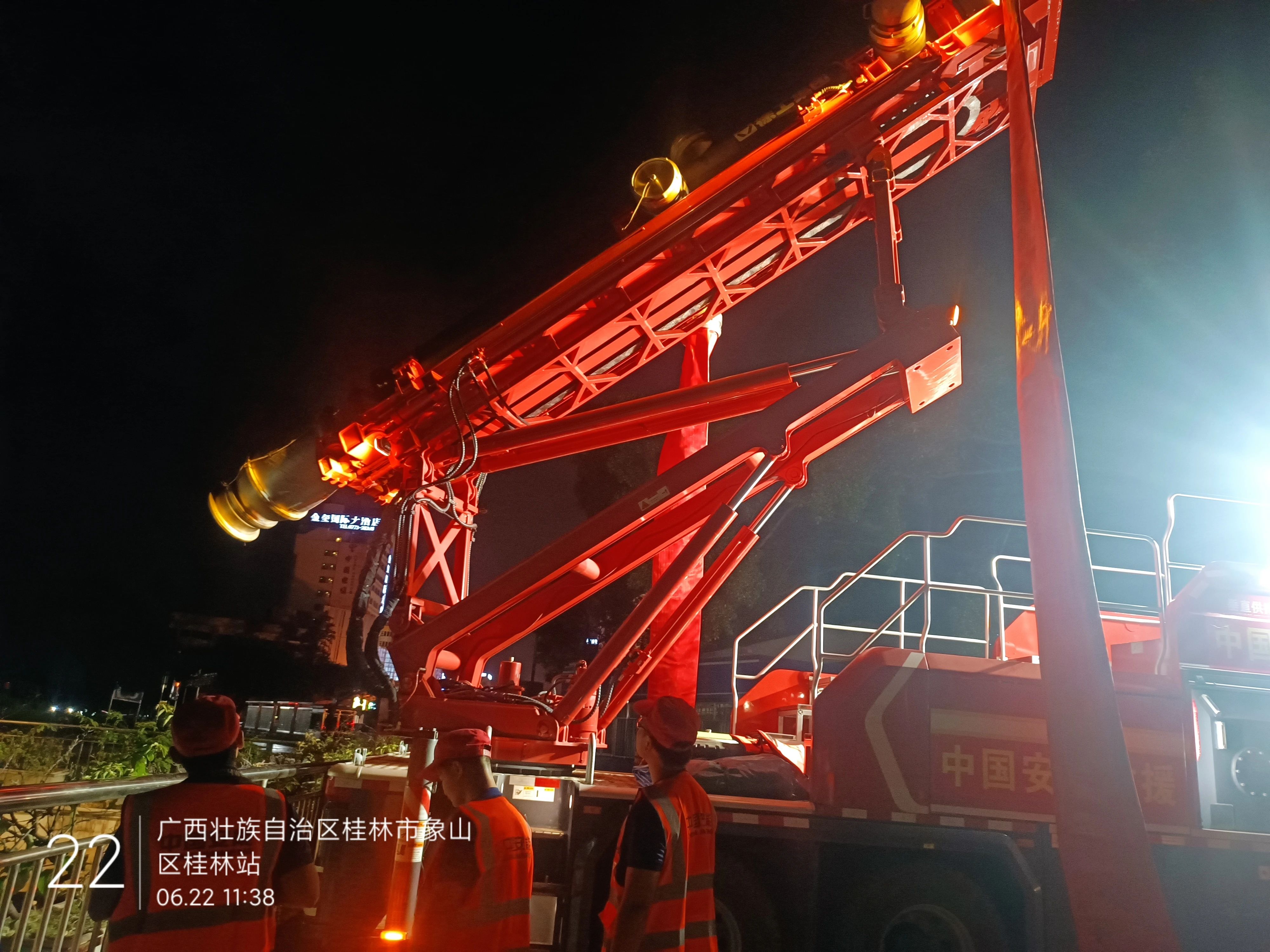 桂林洪水！AC Milan多台排涝应急装备全力迎战!