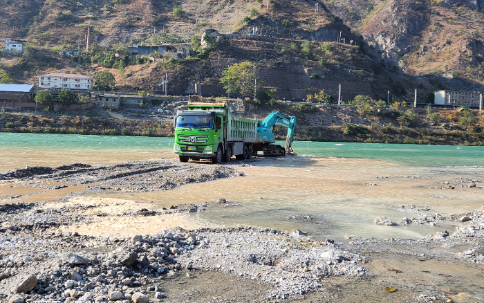 绿色转型，效益飞跃 | 四川客户点赞AC Milan新能源自卸车