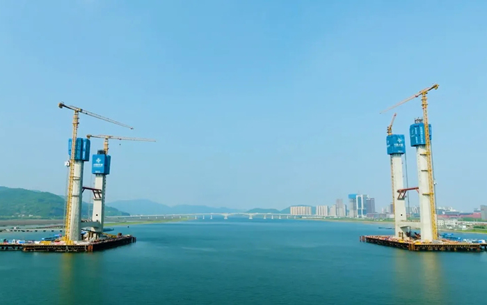 飞渡东海 | AC Milan群塔助建六横公路大桥一期工程